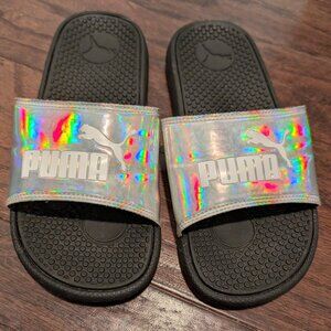 Size 4Y Girls Silver Holographic Puma Cool Cat Slides
